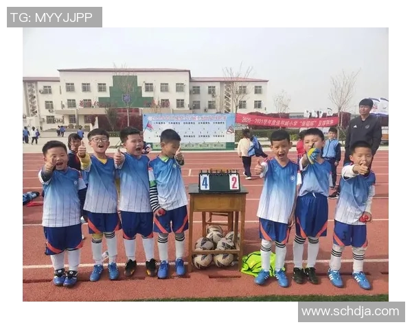张昊的成长之路:从普通少年到卓越领袖的奋斗历程与心路历程分享 张昊的成长之路:从普通少年到卓越领袖的奋斗历程与心路历程分享