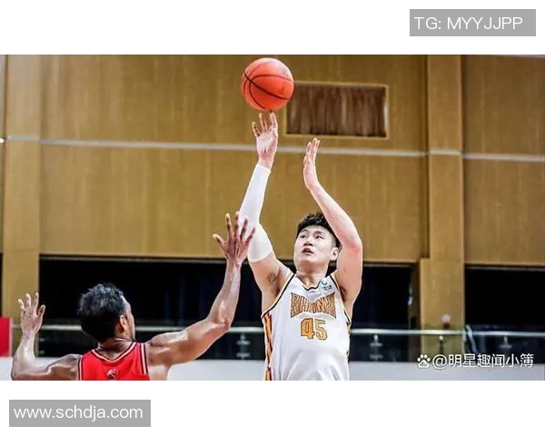 常林的成长之路:从篮球新星到职业生涯的蜕变与挑战 常林的成长之路:从篮球新星到职业生涯的蜕变与挑战