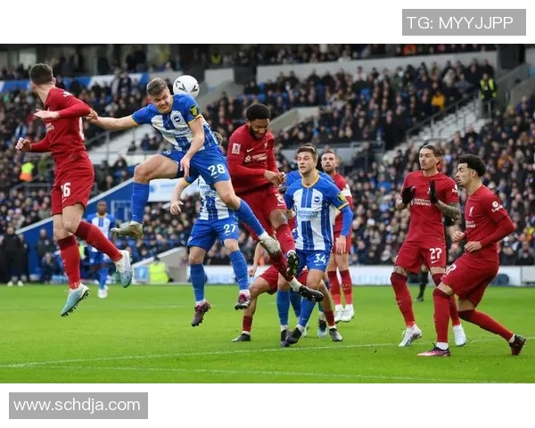 德乙激战汉堡对阵科隆直播盛况回顾与精彩瞬间分析 德乙激战汉堡对阵科隆直播盛况回顾与精彩瞬间分析