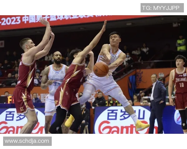 山东高速队主场大胜对手,再现篮球霸主风采 山东高速队主场大胜对手,再现篮球霸主风采