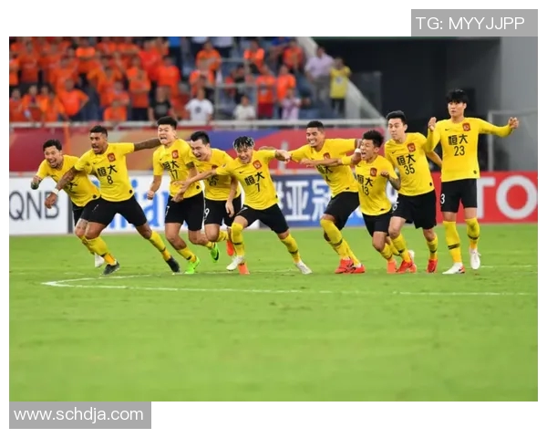 莫雷利亚与亚特兰特的激烈对决展现足球魅力与团队精神