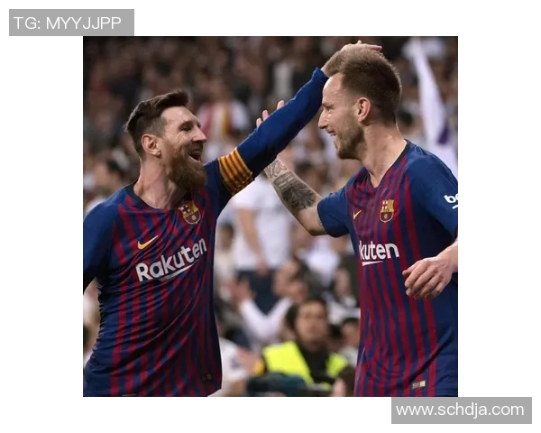 马竞迎战俄罗斯球队全力争胜双方战术对决引发球迷热议 马竞迎战俄罗斯球队全力争胜双方战术对决引发球迷热议