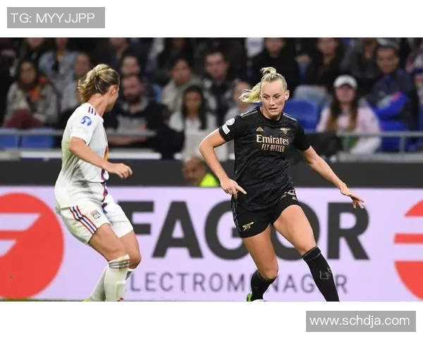 荷兰女足与比利时展开激烈对决谁能在这场比赛中笑到最后